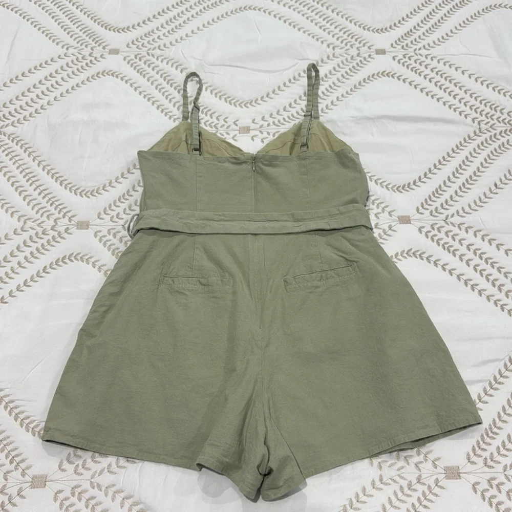 House of Harlow 1960 Nicola Romper - Picture 10 of 13